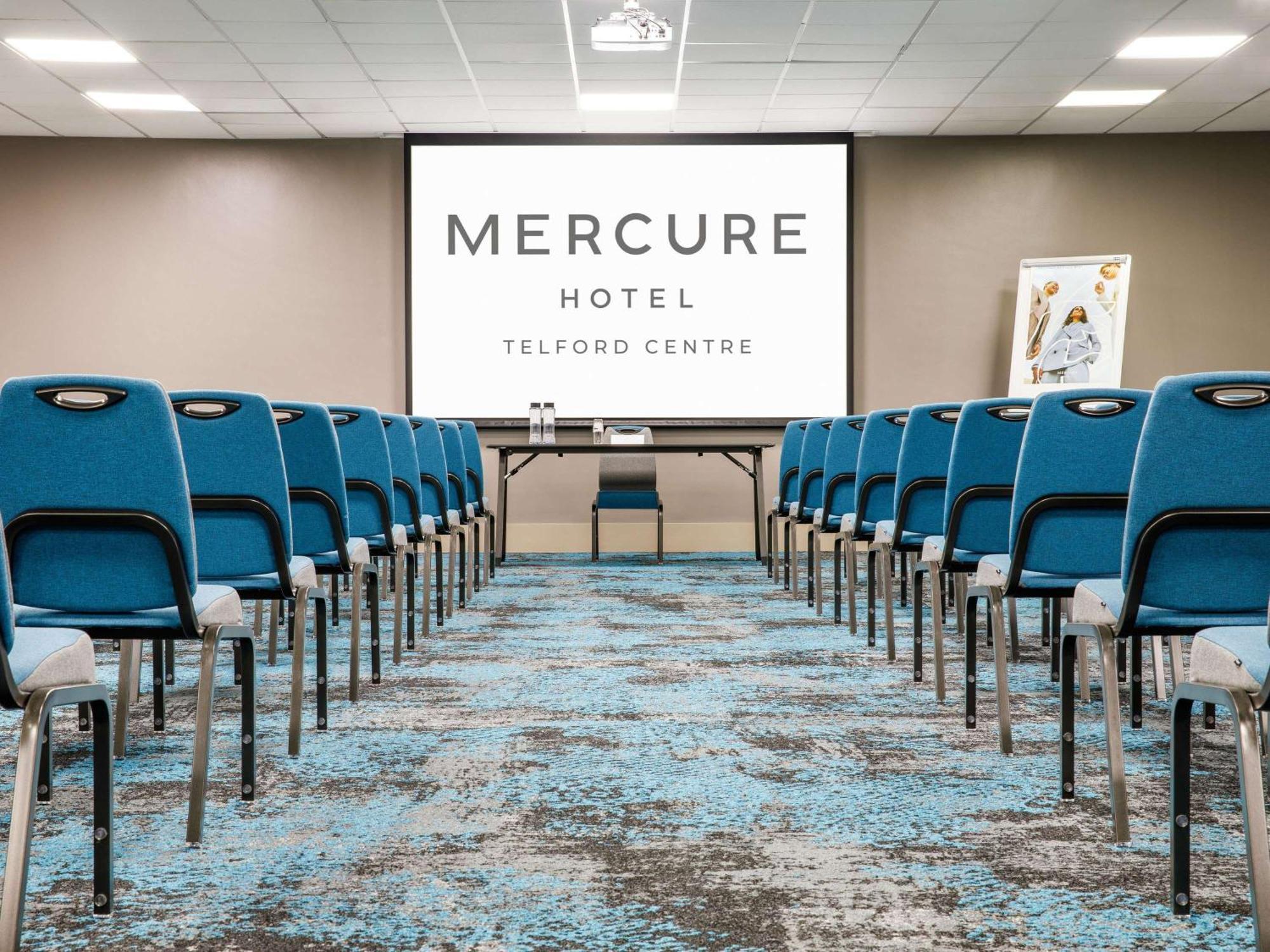 Mercure Telford Centre Hotel Экстерьер фото